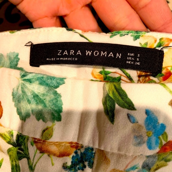ZARA✨ Flower Jeans pants 💐 - Picture 3 of 4